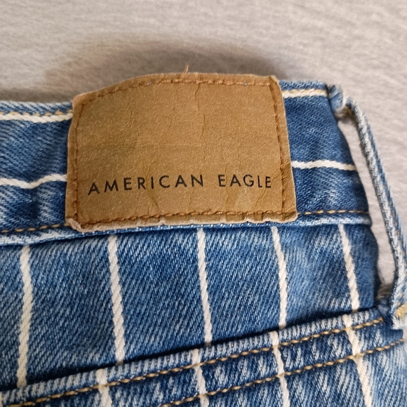 American Eagle Women's Size 10 Blue White Striped High-Rise 32x27 Mom Jeans - Picture 9 of 12
